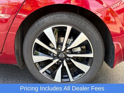 Certified 2025 Nissan Sentra SV w/ SV Premium Package FWD image 27