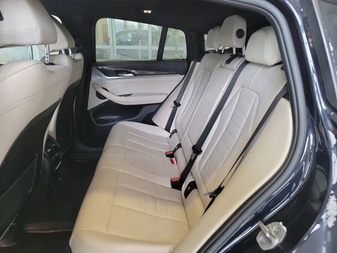 Used 2022 BMW X4 M40i image 16