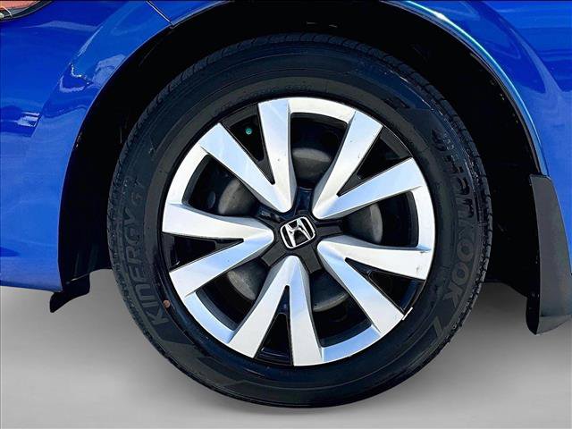 Used 2022 Honda Civic LX image 10