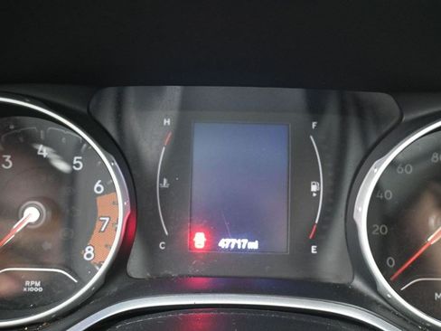 Used 2021 Jeep Compass Latitude AWD/4WD image 11