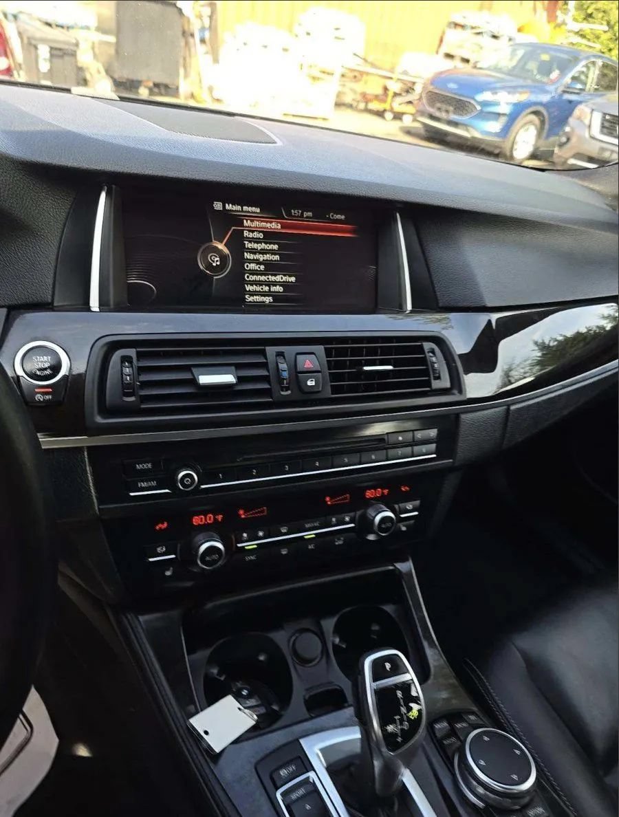 Used 2016 BMW 535i xDrive Sedan AWD/4WD image 8