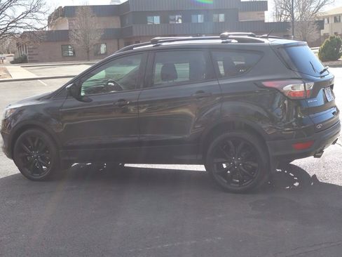 Used 2017 Ford Escape SE w/ Equipment Group 201A image 8