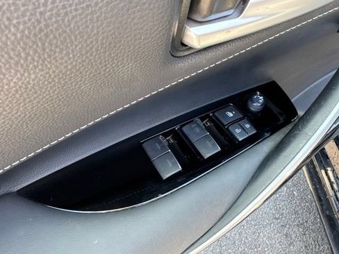 Used 2023 Toyota Corolla XSE FWD image 8