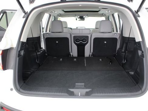 Used 2025 Honda Pilot Touring image 53