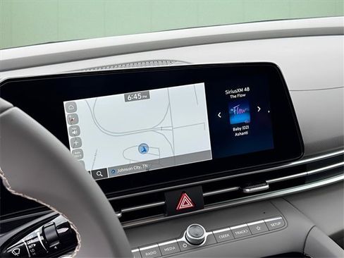 New 2025 Hyundai Elantra SEL image 14