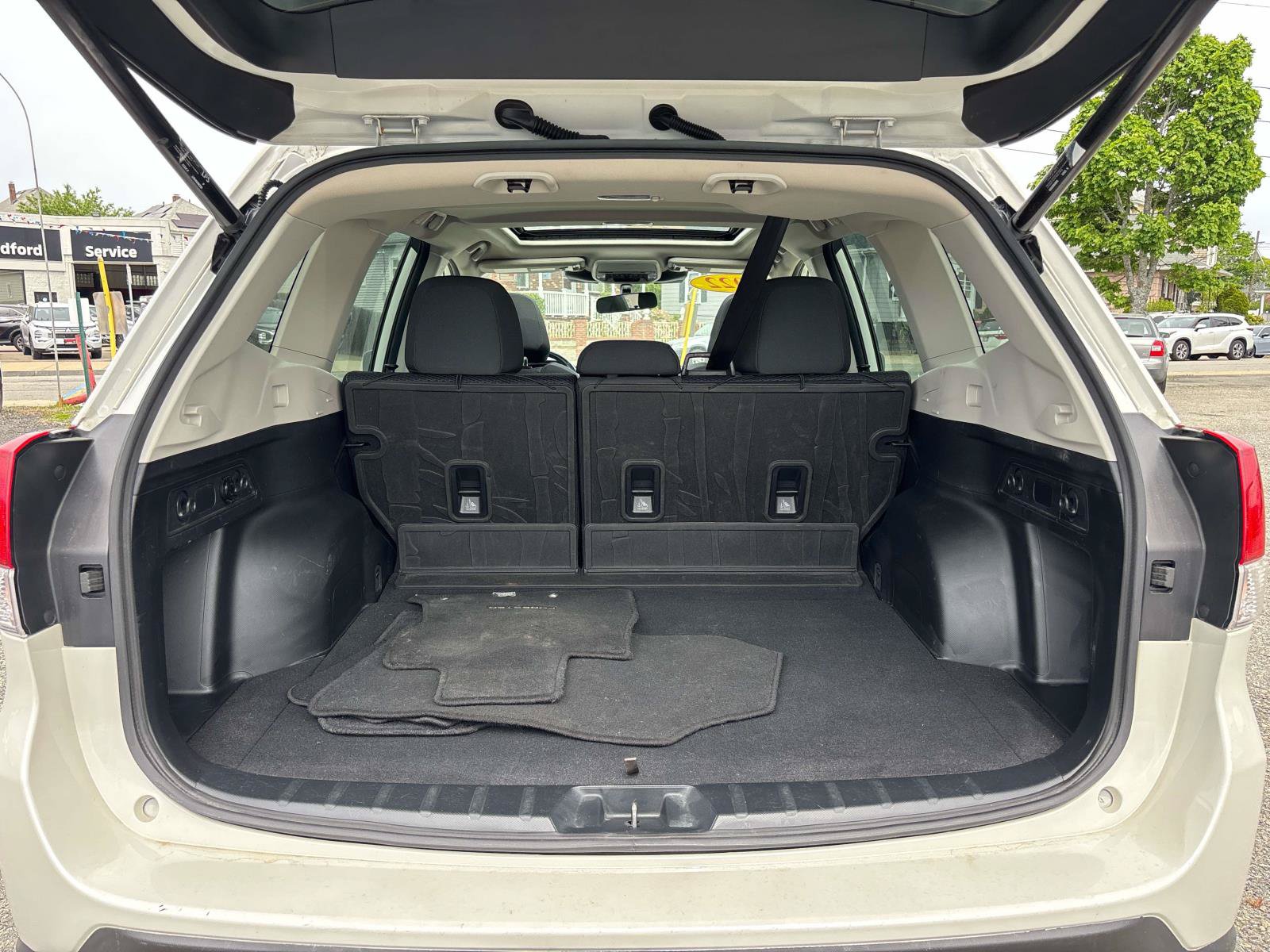 Used 2022 Subaru Forester Premium AWD/4WD image 13