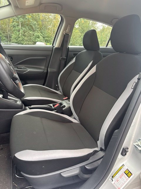 Used 2025 Nissan Versa S w/ Trunk Package FWD image 9