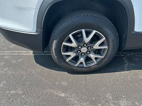 Used 2023 GMC Acadia SLE w/ Driver Convenience Package image 43