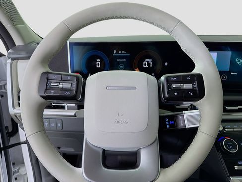 Used 2026 Hyundai Santa Fe SEL FWD image 14