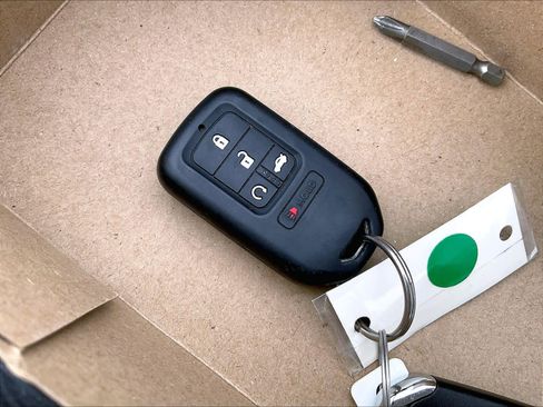 Certified 2018 Honda Civic EX image 31