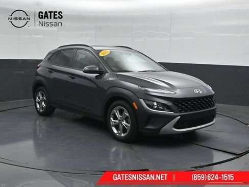 Used 2023 Hyundai Kona SEL w/ Convenience Package AWD/4WD image 4