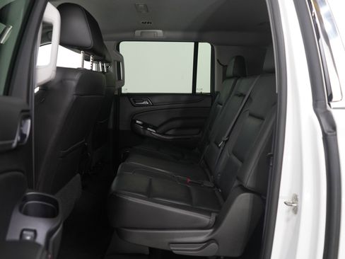 Used 2017 GMC Yukon XL SLT image 19