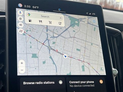Certified 2025 Volvo XC90 B6 Plus image 21