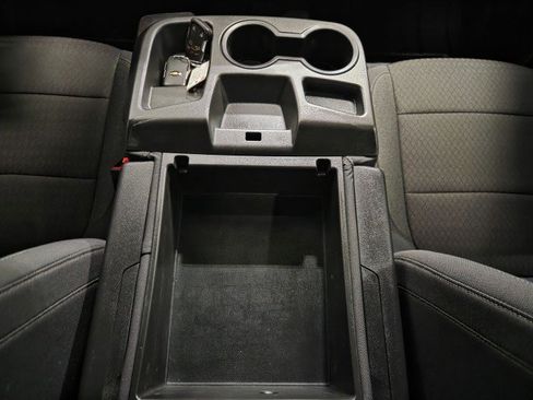 Used 2022 Chevrolet Silverado 2500 LT w/ Convenience Package image 77