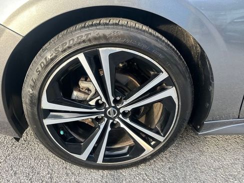 Used 2021 Nissan Sentra SR image 10