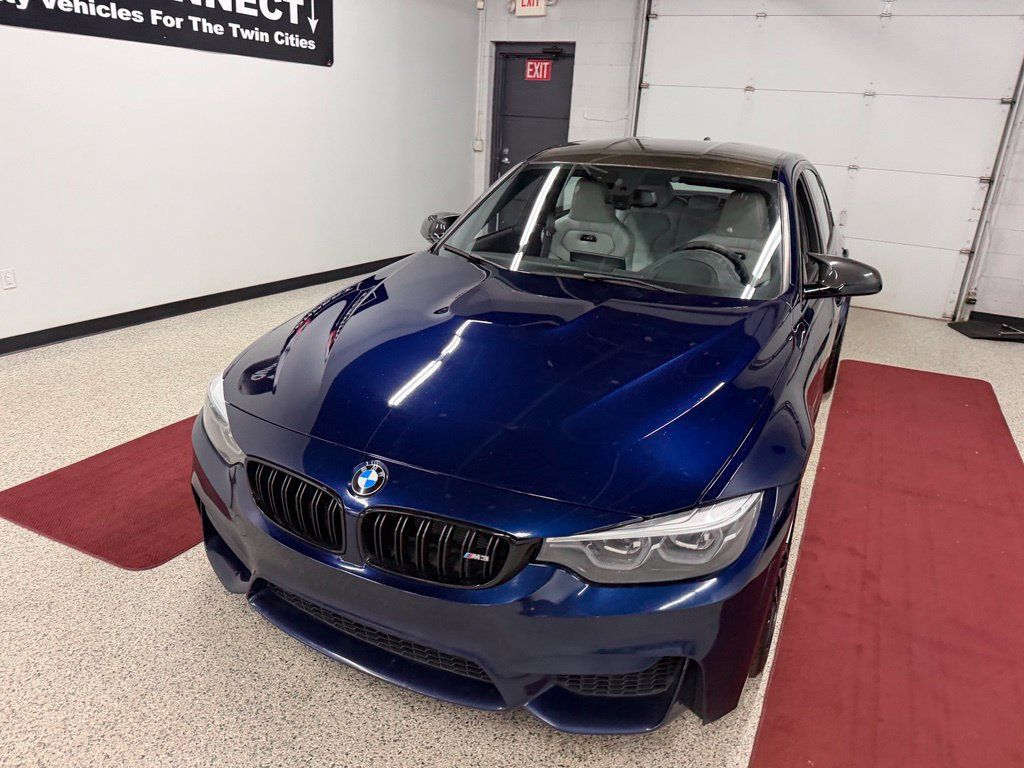 Used 2018 BMW M3 RWD image 5