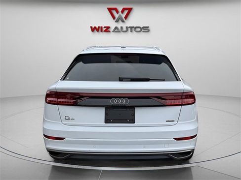 Used 2019 Audi Q8 Premium image 3