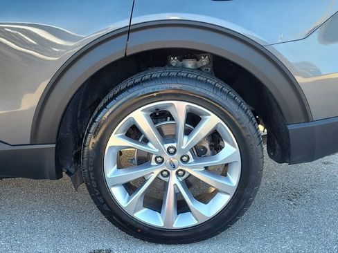 Certified 2023 Ford Explorer Platinum w/ Technology Package image 9