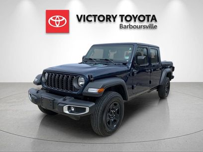 Used 2025 Jeep Gladiator Sport