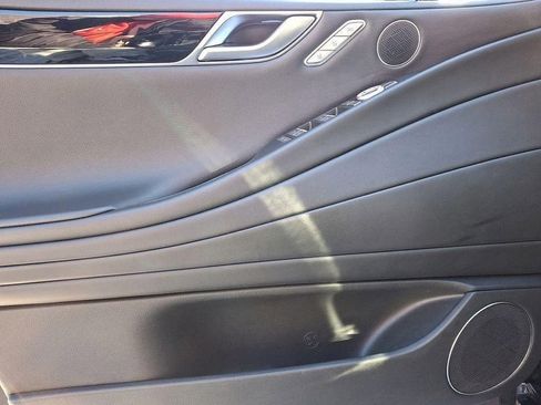 Used 2024 Genesis G80 2.5T image 13