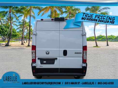 Used 2026 RAM ProMaster 2500 w/ Convenience Group FWD image 5