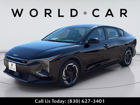 Certified 2025 Kia K4 EX FWD image 11