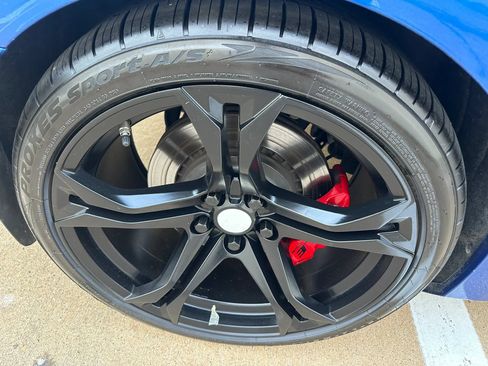 Used 2017 Chevrolet Camaro SS RWD image 9