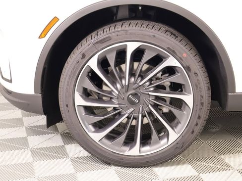 New 2026 Lincoln Aviator Reserve AWD/4WD image 19