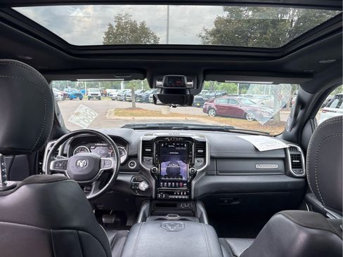 Used 2021 RAM 1500 Laramie AWD/4WD image 9