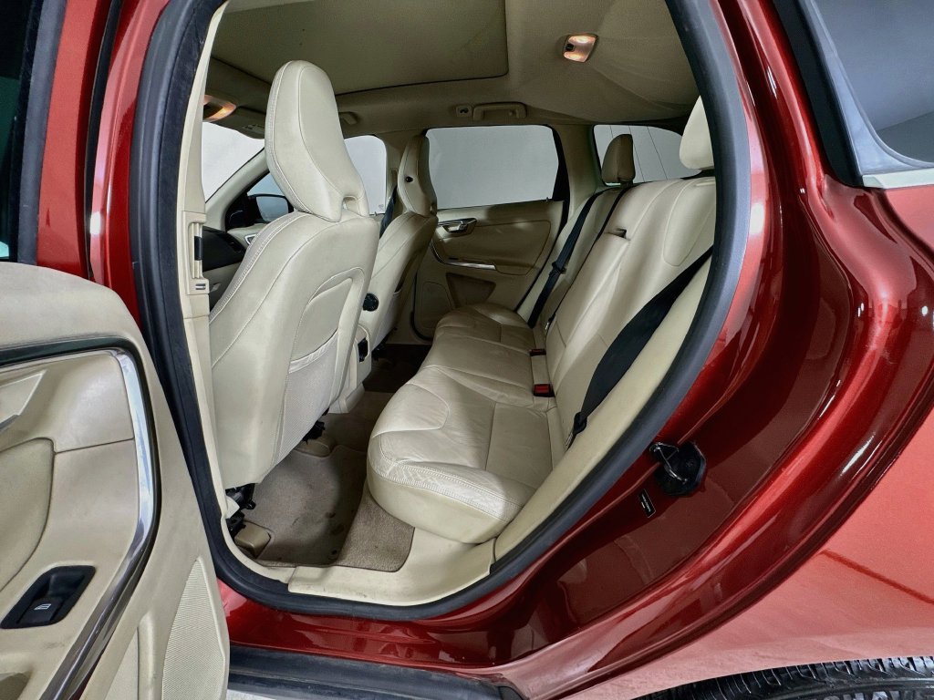 Used 2013 Volvo XC60 3.2 FWD image 27