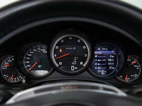 Certified 2014 Porsche 911 Turbo S AWD/4WD image 19