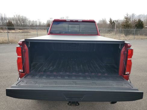 Used 2025 Chevrolet Silverado 2500 LTZ w/ LTZ Convenience Package image 32