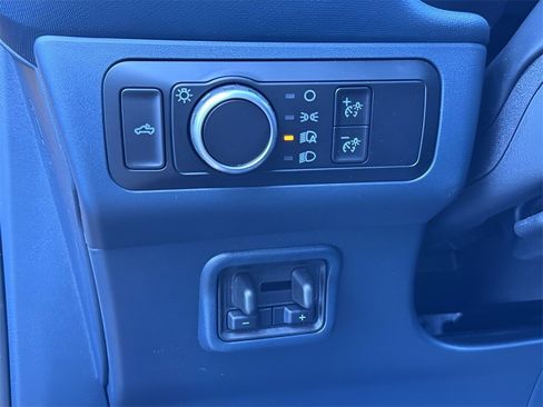 New 2026 Ford Maverick Lariat w/ Black Appearance Package image 38