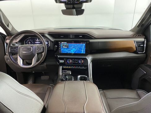 Used 2023 GMC Sierra 1500 Denali w/ Technology Package image 15