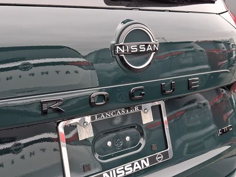 New 2026 Nissan Rogue Dark Armor AWD/4WD image 5