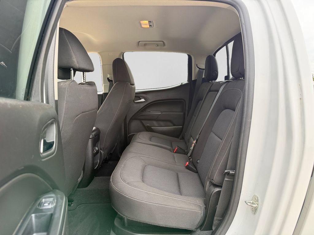 Used 2019 Chevrolet Colorado LT w/ Redline Special Edition AWD/4WD image 37
