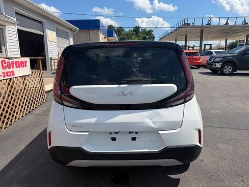 Used 2023 Kia Soul LX w/ Option Group 015 FWD image 6