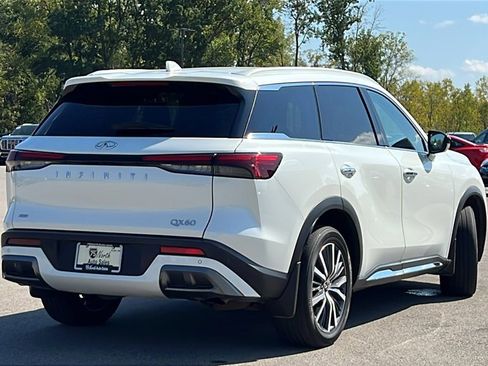 Used 2023 INFINITI QX60 Sensory w/ Vision Package image 5