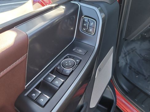 Used 2023 Ford F150 Lariat image 17