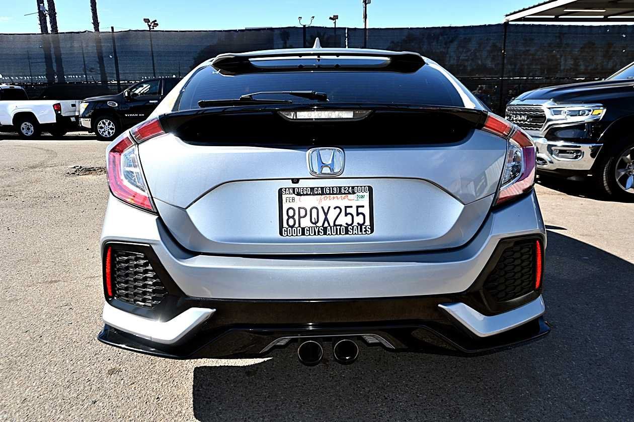 Used 2017 Honda Civic Sport image 6