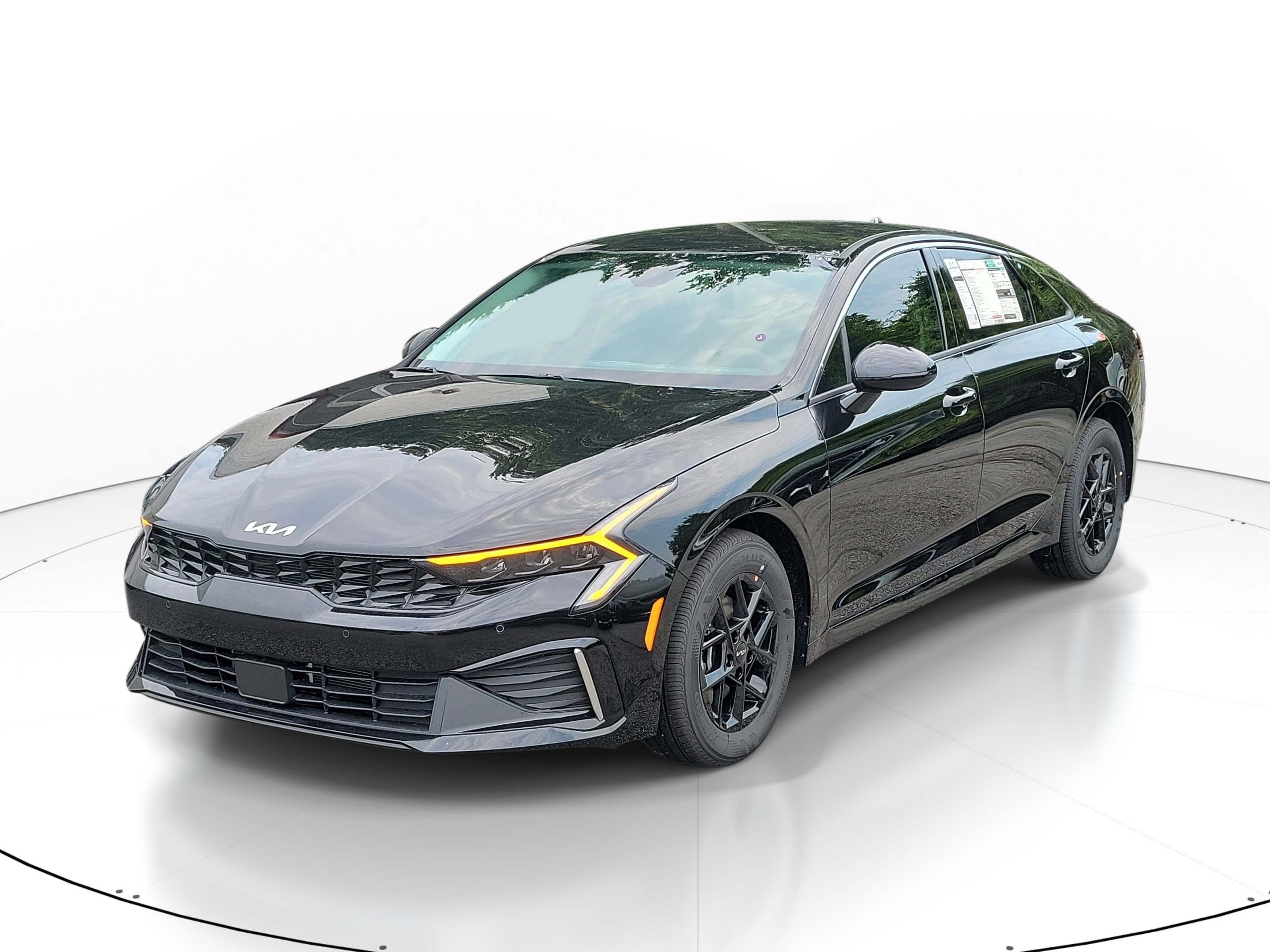New 2026 Kia K5 LXS FWD image 3