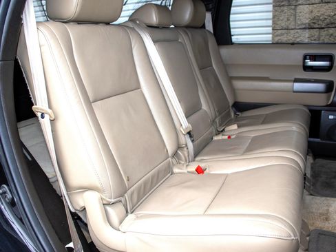 Used 2010 Toyota Sequoia Limited RWD image 17