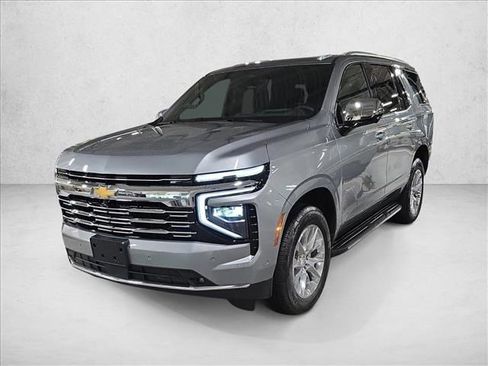 Used 2025 Chevrolet Tahoe Premier AWD/4WD image 1