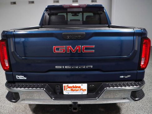 Used 2019 GMC Sierra 1500 SLT w/ SLT Premium Package image 8