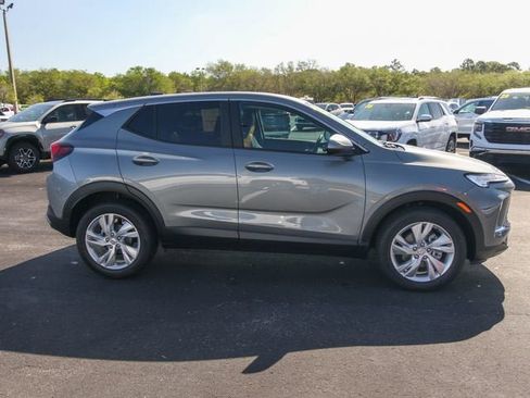 New 2026 Buick Encore GX Preferred w/ Comfort Package FWD image 11