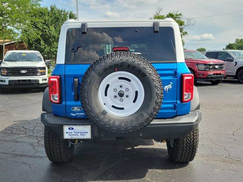 New 2026 Ford Bronco Heritage Edition AWD/4WD image 5