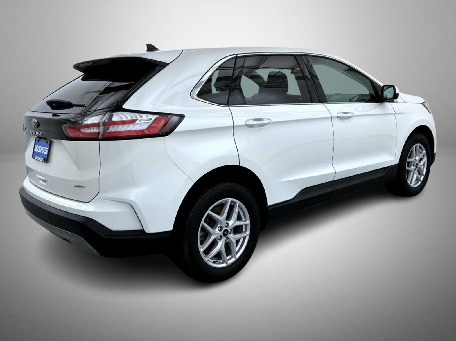 Used 2024 Ford Edge SEL w/ Convenience Package AWD/4WD image 5