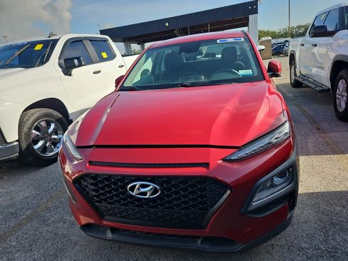 Used 2020 Hyundai Kona SE FWD image 2
