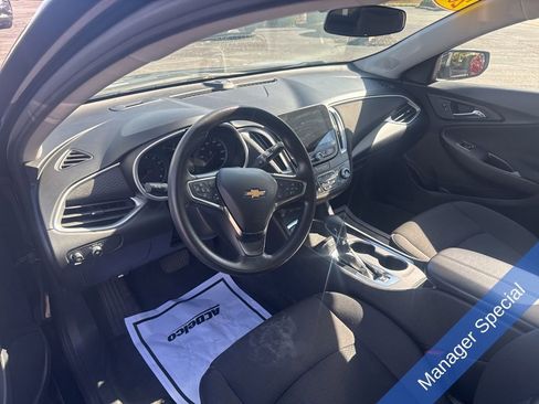 Used 2024 Chevrolet Malibu LT image 16