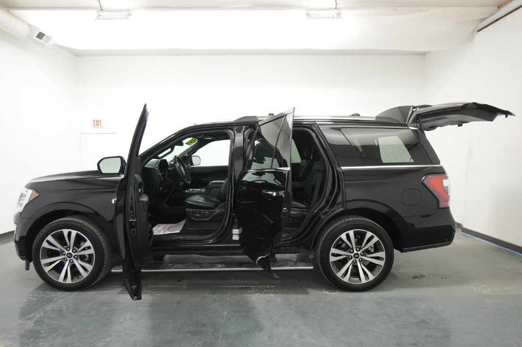 Used 2020 Ford Expedition Limited w/ Equipment Group 302A AWD/4WD image 34